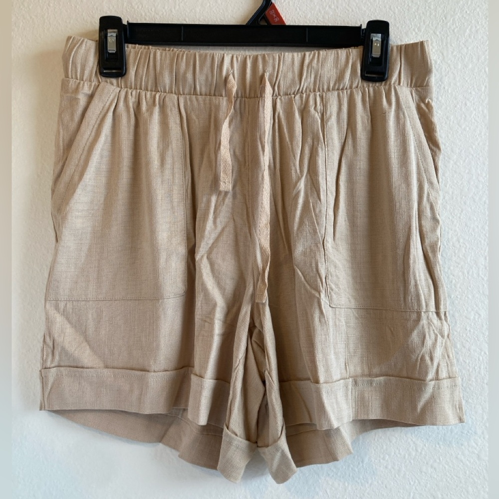 NWT LuLaRoe Jessica Tan Shorts in Beige Linen Fabric Size S - Picture 2 of 9